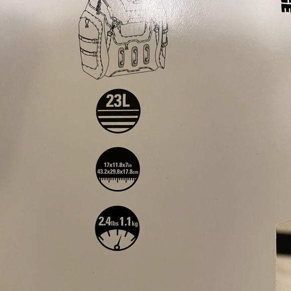 🆕 Oakley Bathroom Sink Backpack Y2K - Picture 7 of 16